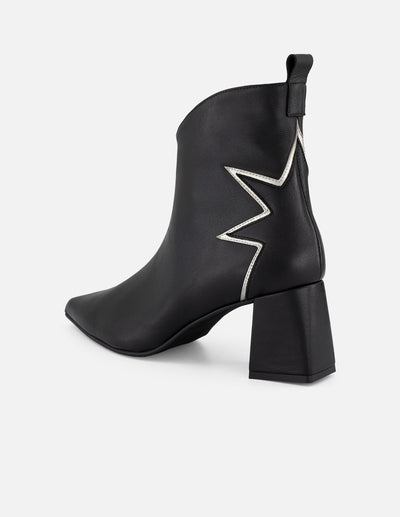 Botines color negro piel de mujer con adorno de estrella
