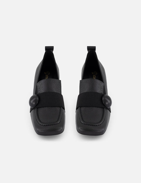 Mocasines color negro piel para mujer con piel bombeada