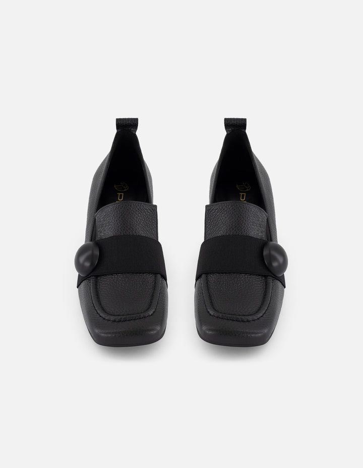 Mocasines color negro piel para mujer con piel bombeada