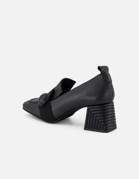 Mocasines color negro piel para mujer con piel bombeada