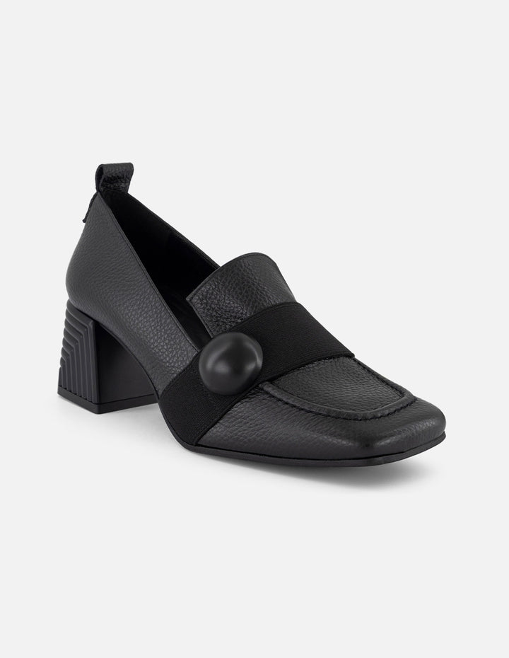 Mocasines color negro piel para mujer con piel bombeada