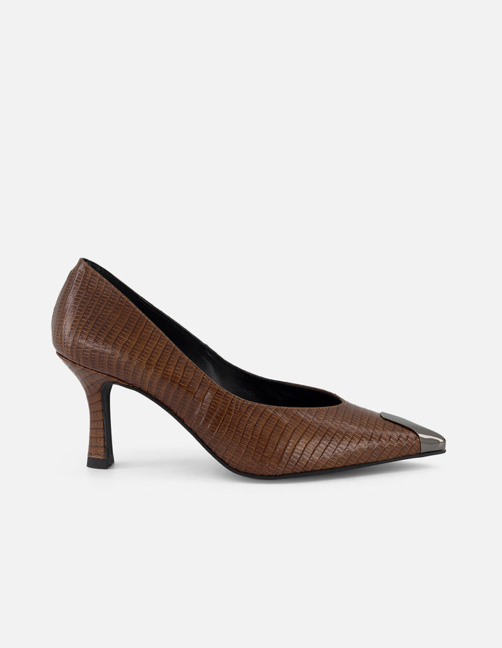 Zapatilla color cafe piel grabado tejus para mujer