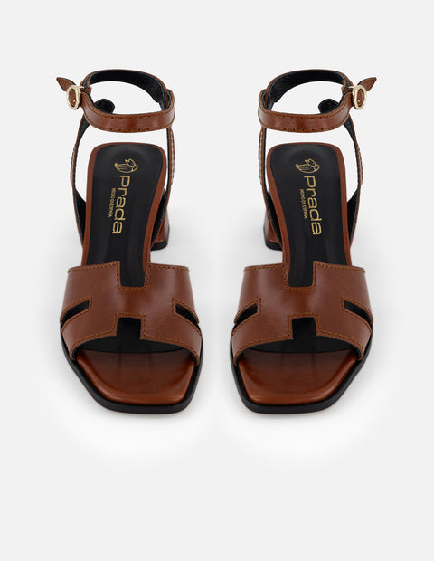 Sandalias café para mujer con tiras dobles