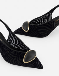 Zapatilla negro reja para mujer con detalle geométrico