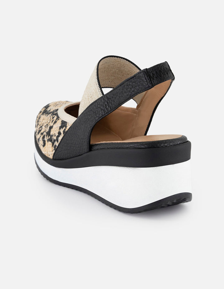 Mercedes animal print rafia para mujer con plataforma ligera