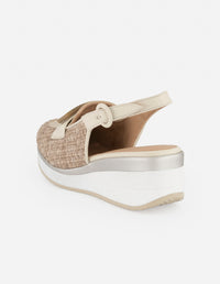 Mocasín beige rafia para mujer con detalle marmoleado