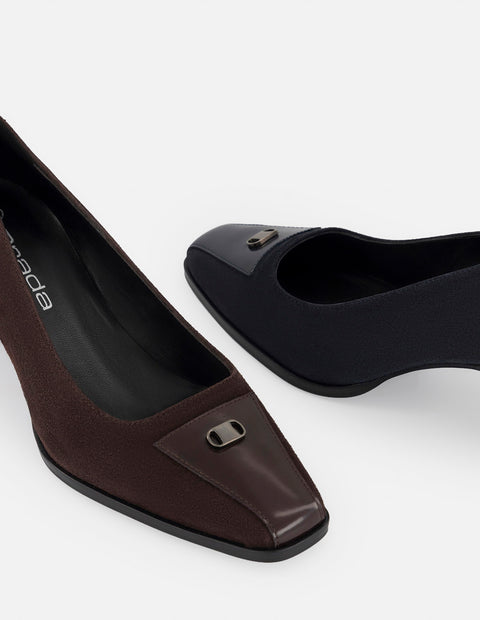 Zapatilla vino ante para mujer con detalle de herraje