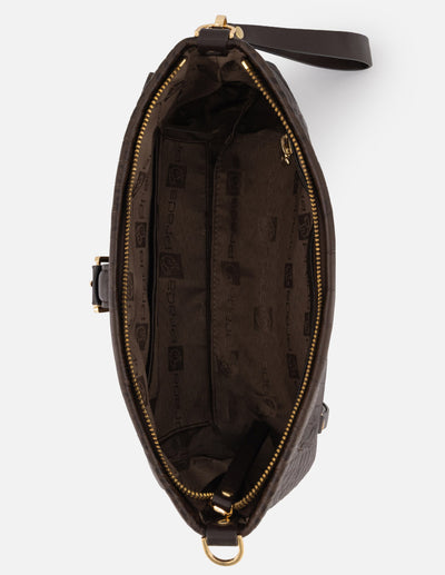 Bandolera café piel tipo coco para mujer con hebilla frontal
