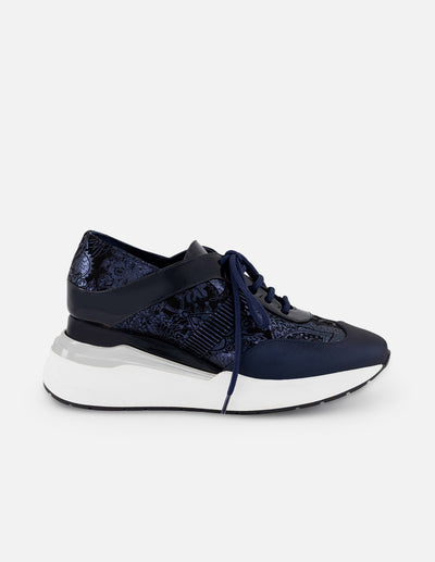 Tenis azul ante para mujer con combinación de materiales