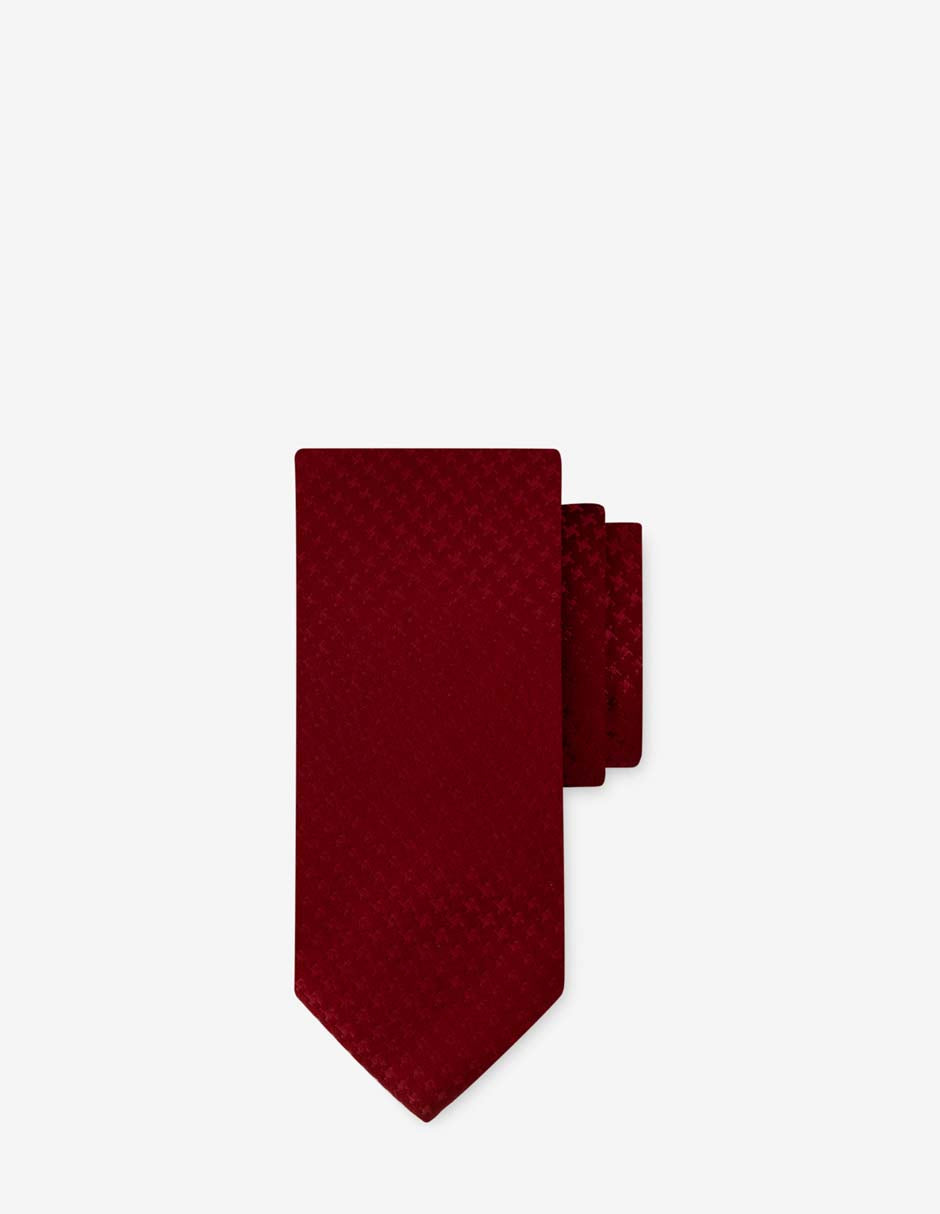 Corbata textil en color rojo con grabado a tono