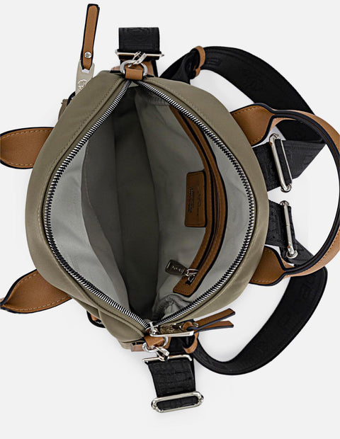 Mochila verde en nylon y piel vegana para mujer con asas marrones