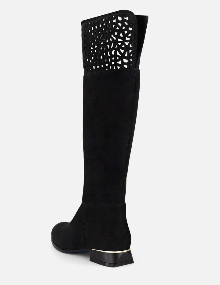 Bota color negro ante con acabado aterciopelado para mujer
