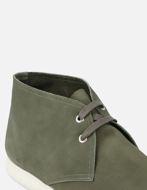 Chuka en piel nobuck color verde