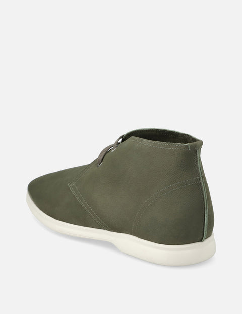Chuka en piel nobuck color verde