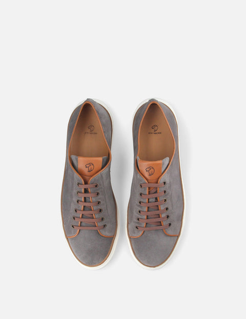 Tenis en ante color gris