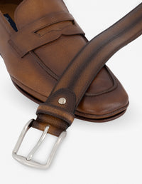 Mocasín de piel napa suaves en color cuero para hombre