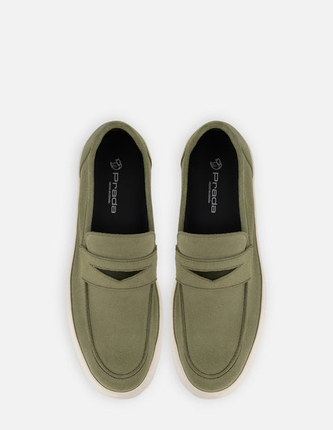Mocasín en ante color verde para hombre