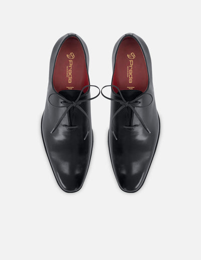 Oxford de piel color negro con bordes sombreados en aerógrafo para hombre.