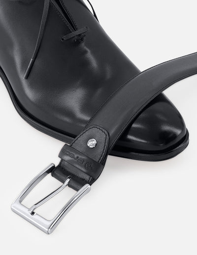 Oxford de piel color negro con bordes sombreados en aerógrafo para hombre.