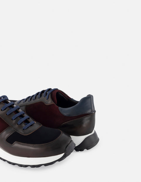 Deportivo en piel color azul con detalles en ante y suela extra light para hombre