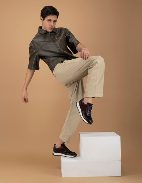 Deportivo en piel color azul con detalles en ante y suela extra light para hombre