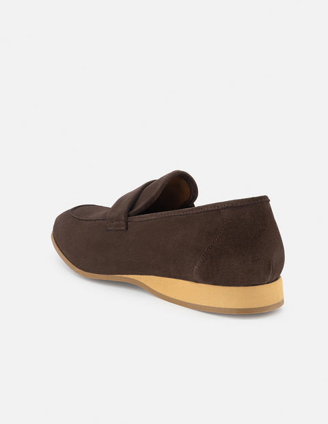Mocasín en piel ante color marrón para hombre