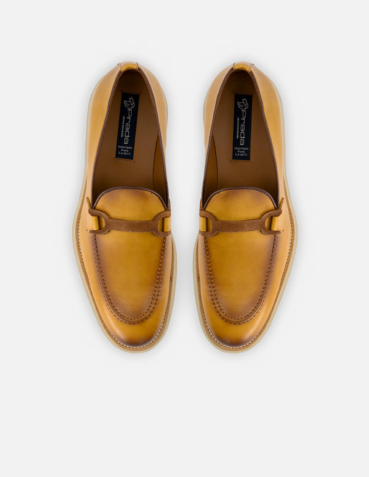 Mocasín en piel napa color cuero para hombre