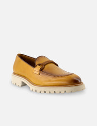 Mocasín en piel napa color cuero para hombre