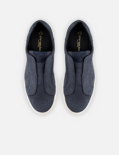 Tenis en piel ante grabada color azul para hombre