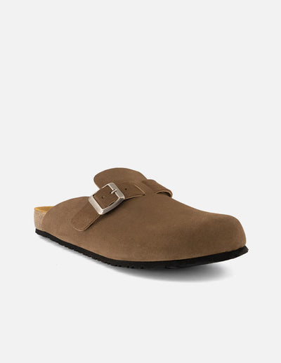 Mule en piel napa color lodo para hombre
