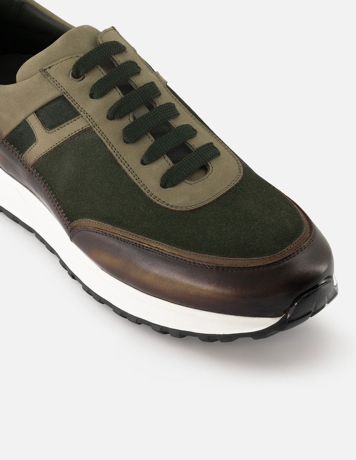 Tenis verde de piel con ante para hombre con combinación de materiales