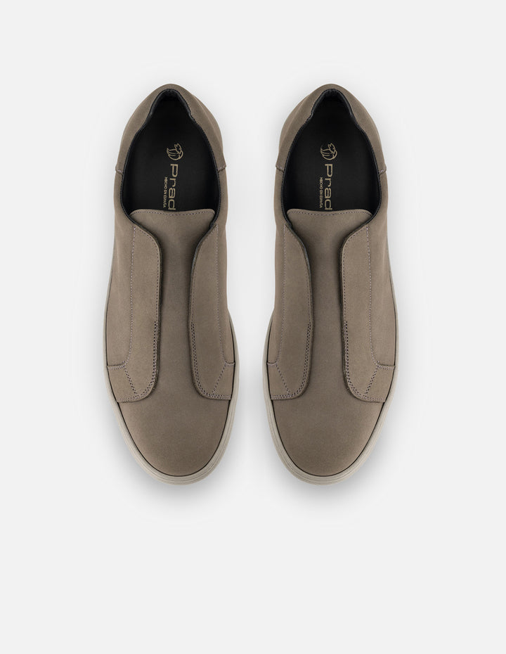 Tenis verde de nobuck para hombre sin cordones