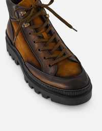 Botines café de piel y ante para hombre con parte superior acolchada