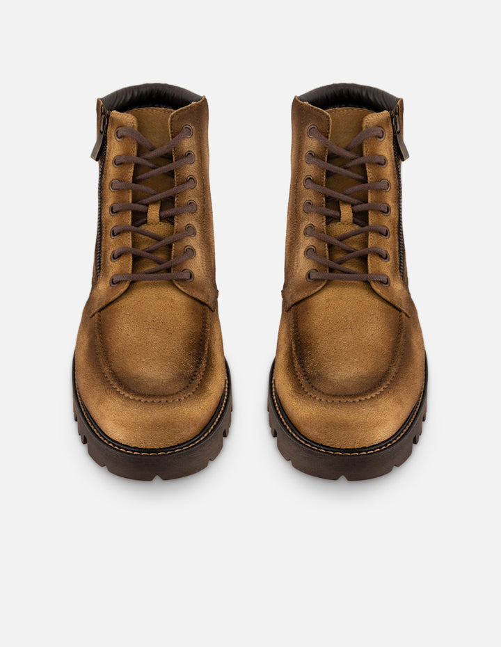 Botines color cuero de ante para hombre con sombreado artesanal