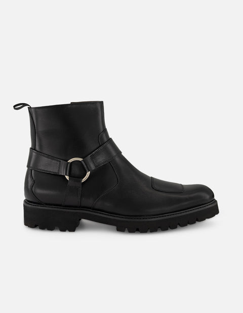 Botines negros de piel para hombre estilo motociclista con detalle tipo chopper