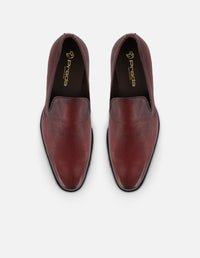 Mocasines vino en piel bombeada para hombre con suela dentada