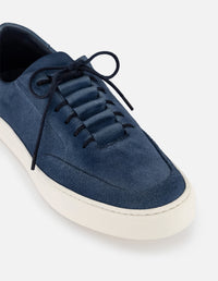 Tenis azul en ante para hombre con ajuste de cordones