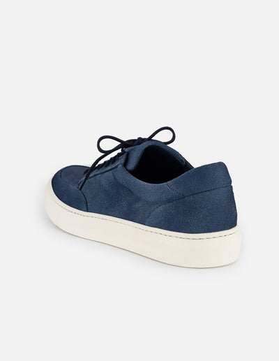 Tenis azul en ante para hombre con ajuste de cordones