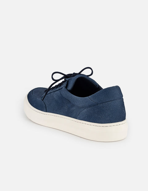 Tenis azul en ante para hombre con ajuste de cordones