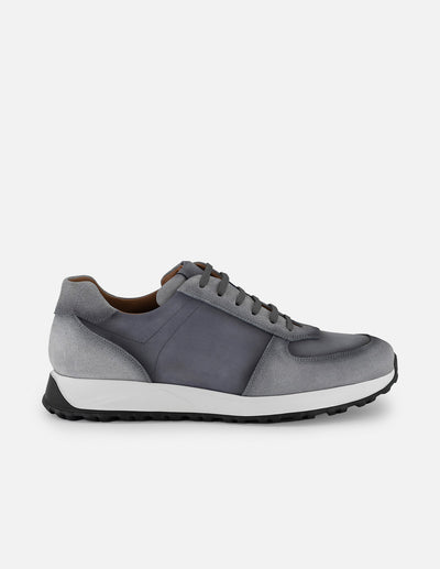Tenis con combinación de ante y piel en color gris para hombre