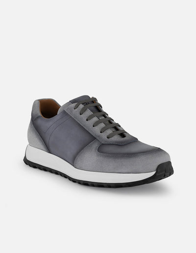 Tenis con combinación de ante y piel en color gris para hombre