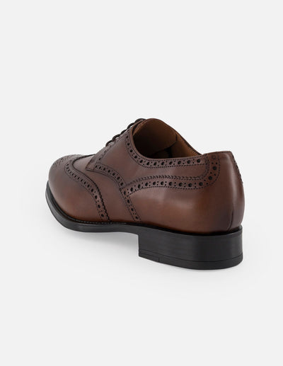 Zapato Blucher café piel para hombre con picado María