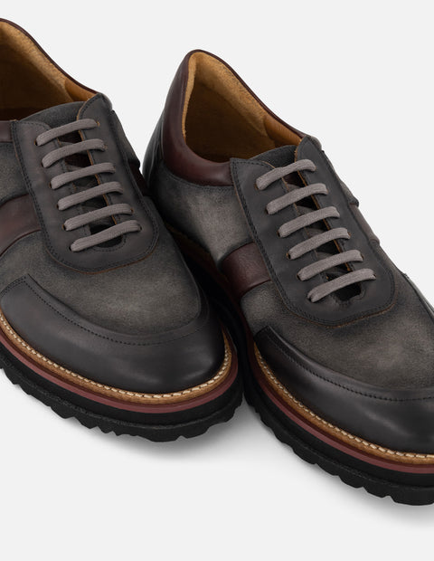 Zapato Oxford gris piel y ante para hombre con combinación de materiales