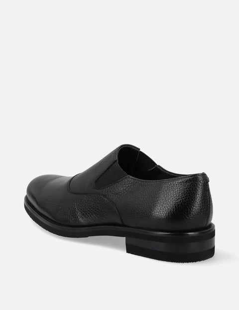 Mocasín Slip On en piel de ciervo color negro