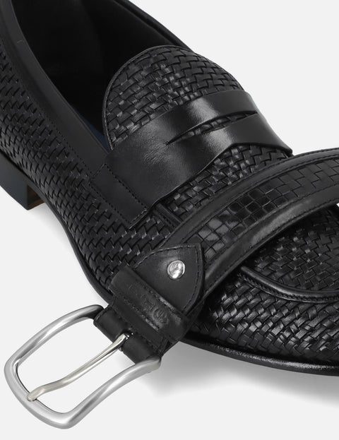 Mocasín en piel tejida color negro