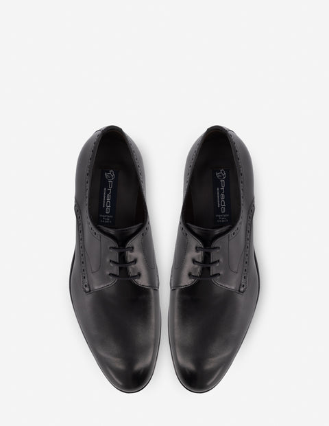 Blucher formal en piel napa color negro con calado para hombre
