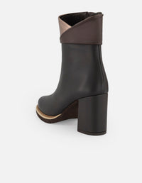 Botines café piel para mujer con solapa superior doblada