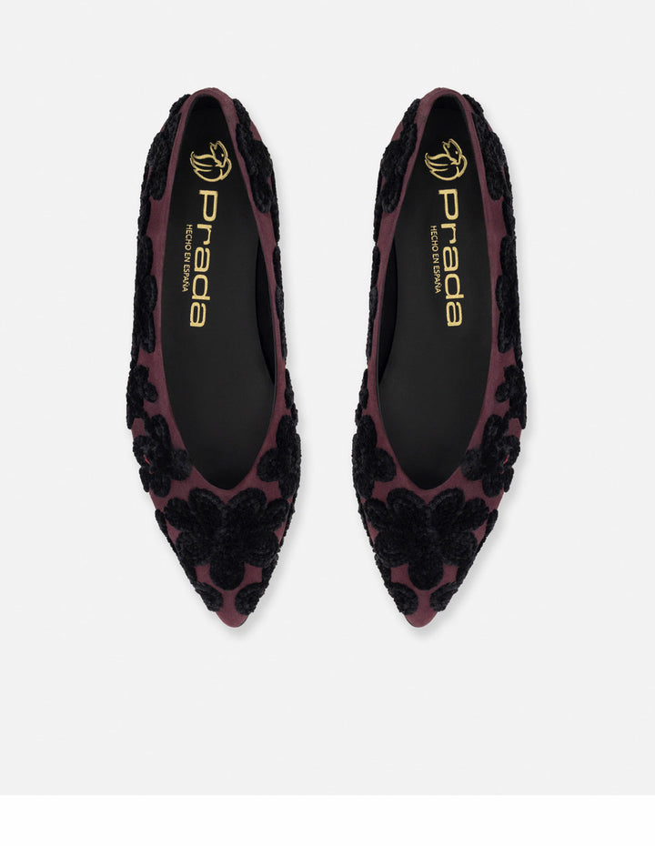 Flats vino ante para mujer con flores bordadas