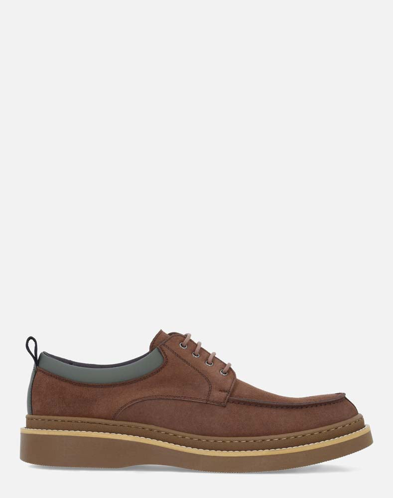 Zapato Blucher marrón suela de goma para hombre