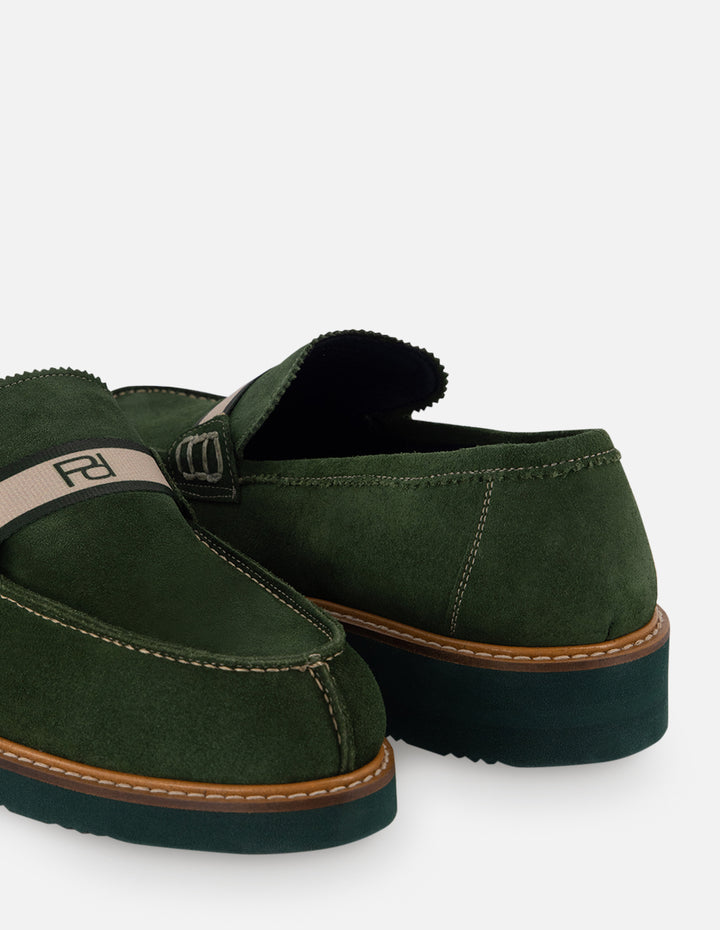 Mocasín en piel ante color verde con letras Pd para hombre